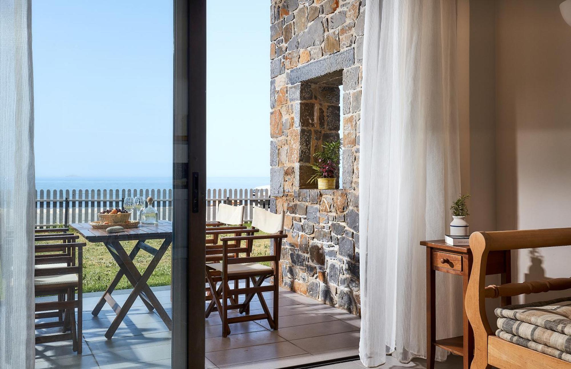 Creteco Hotel & Suites Goúrnes Екстериор снимка
