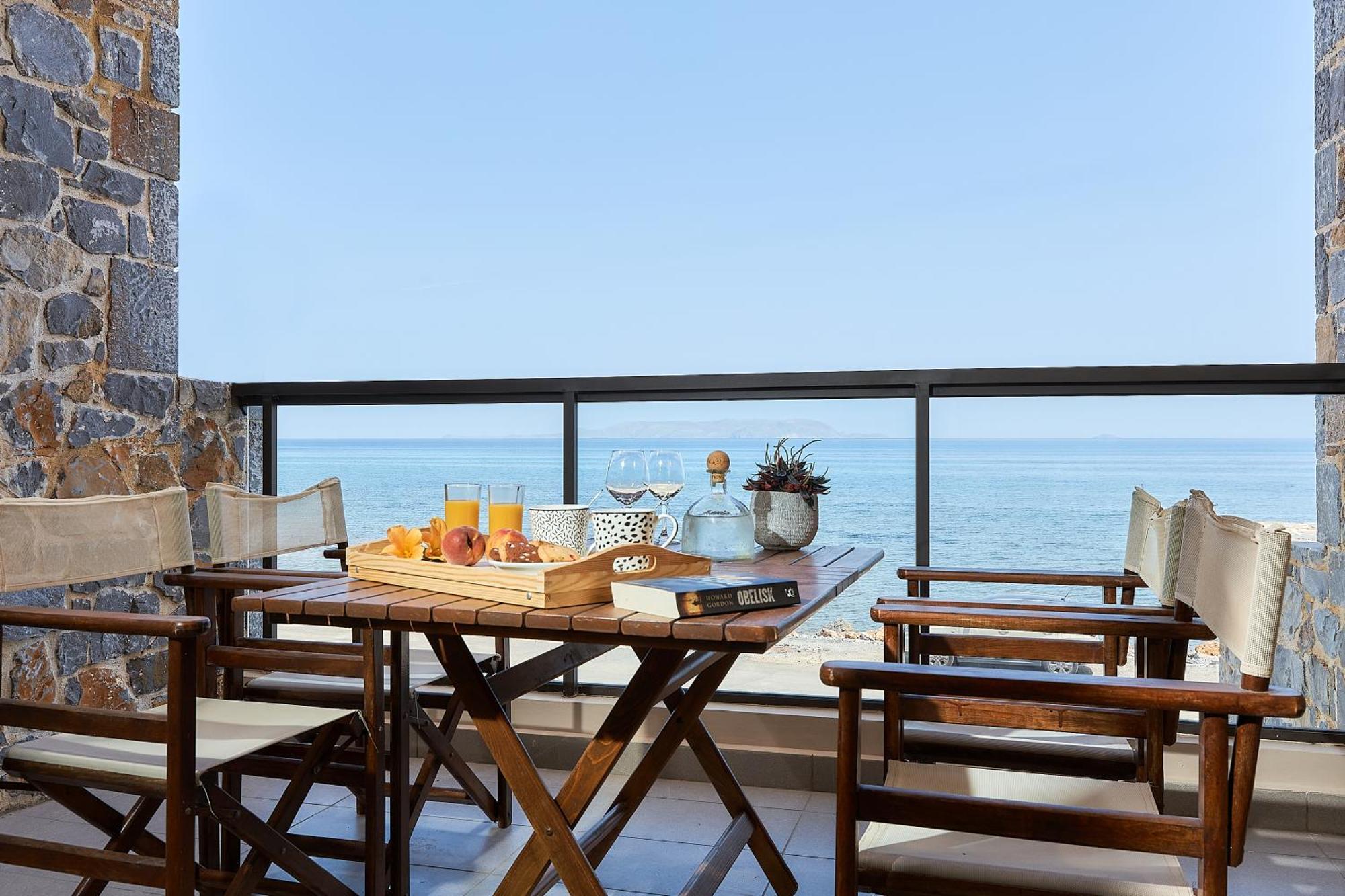 Creteco Hotel & Suites Goúrnes Екстериор снимка