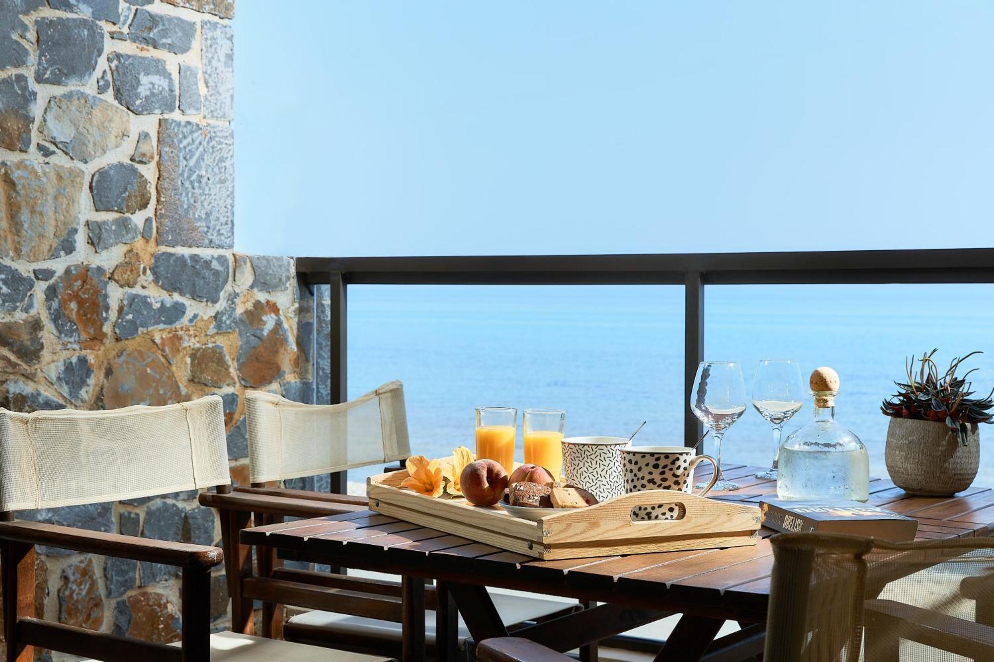 Creteco Hotel & Suites Goúrnes Екстериор снимка