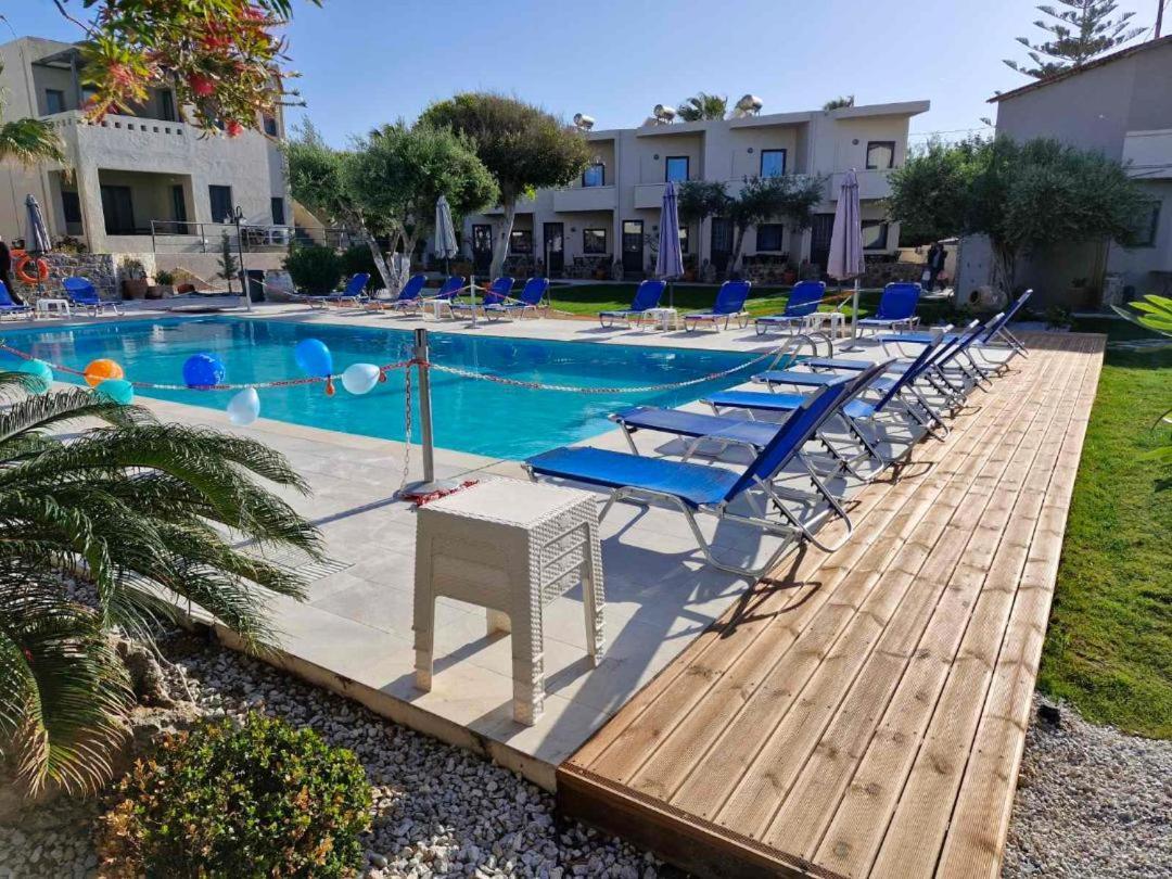 Creteco Hotel & Suites Goúrnes Екстериор снимка