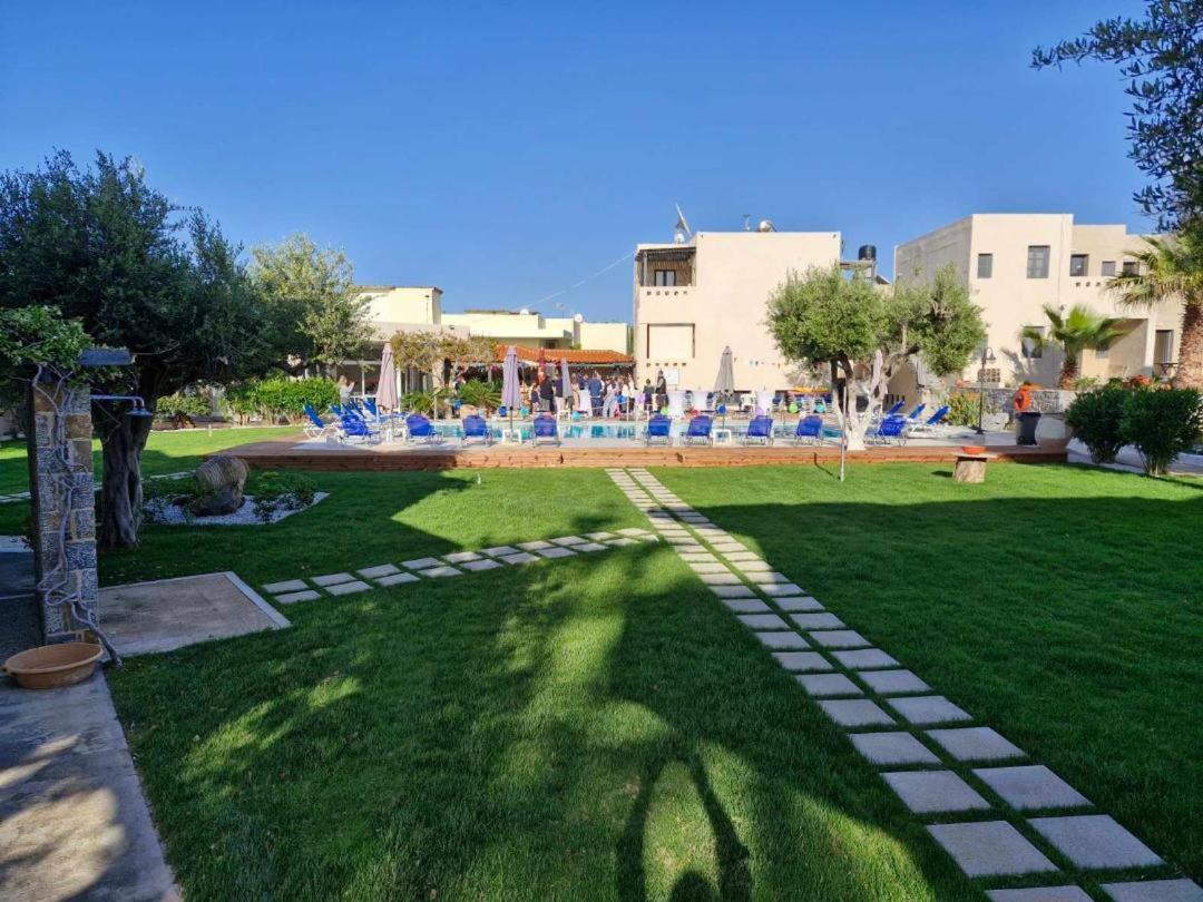 Creteco Hotel & Suites Goúrnes Екстериор снимка